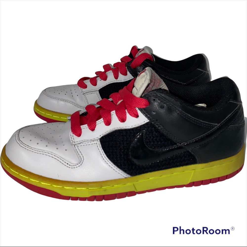 Nike Dunk SB Low Grey Black Berry Volt Women 7.5